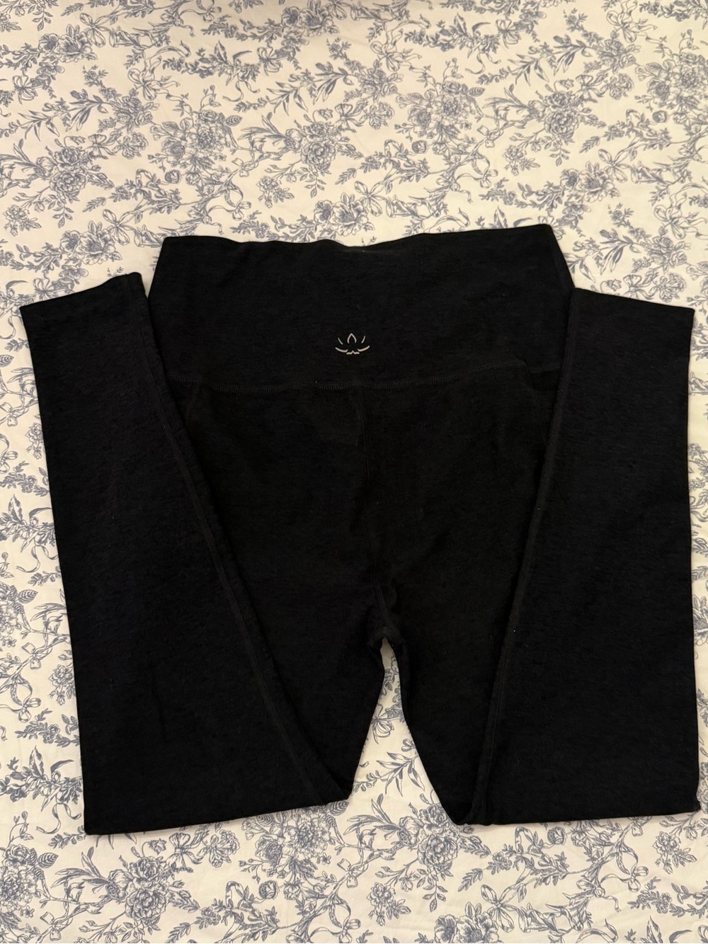 Beyond Yoga Black Kids Leggings with Subtle Back Logo